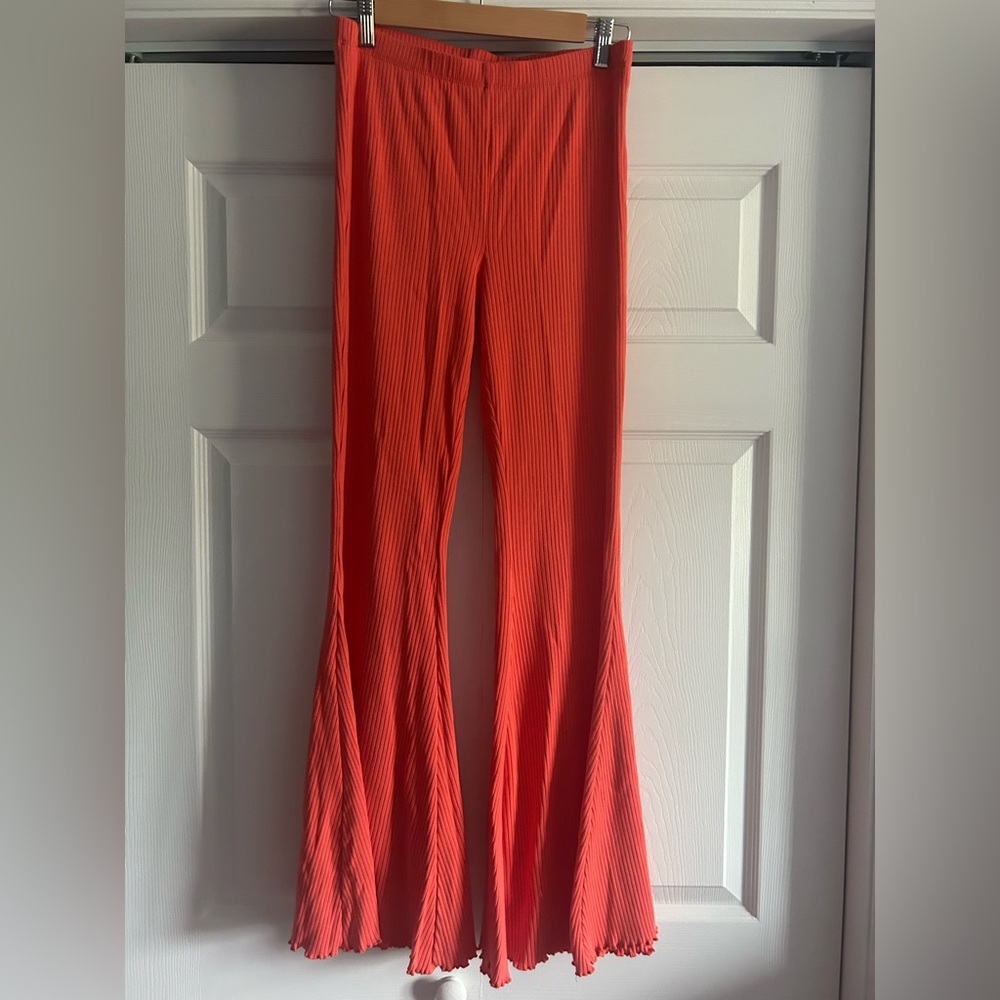 Aerie Vibrant Coral ribbed Flare Pants
